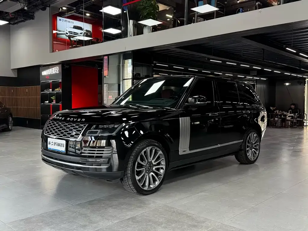 Land Rover Range Rover — фото 1