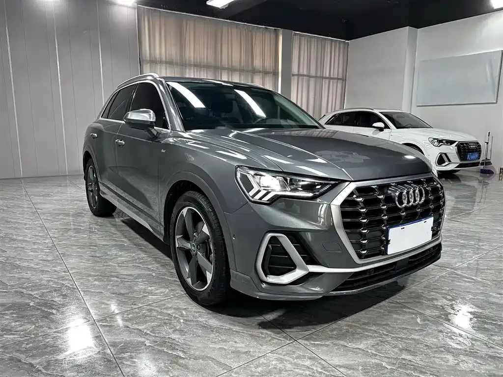 Audi Q3 — фото 9
