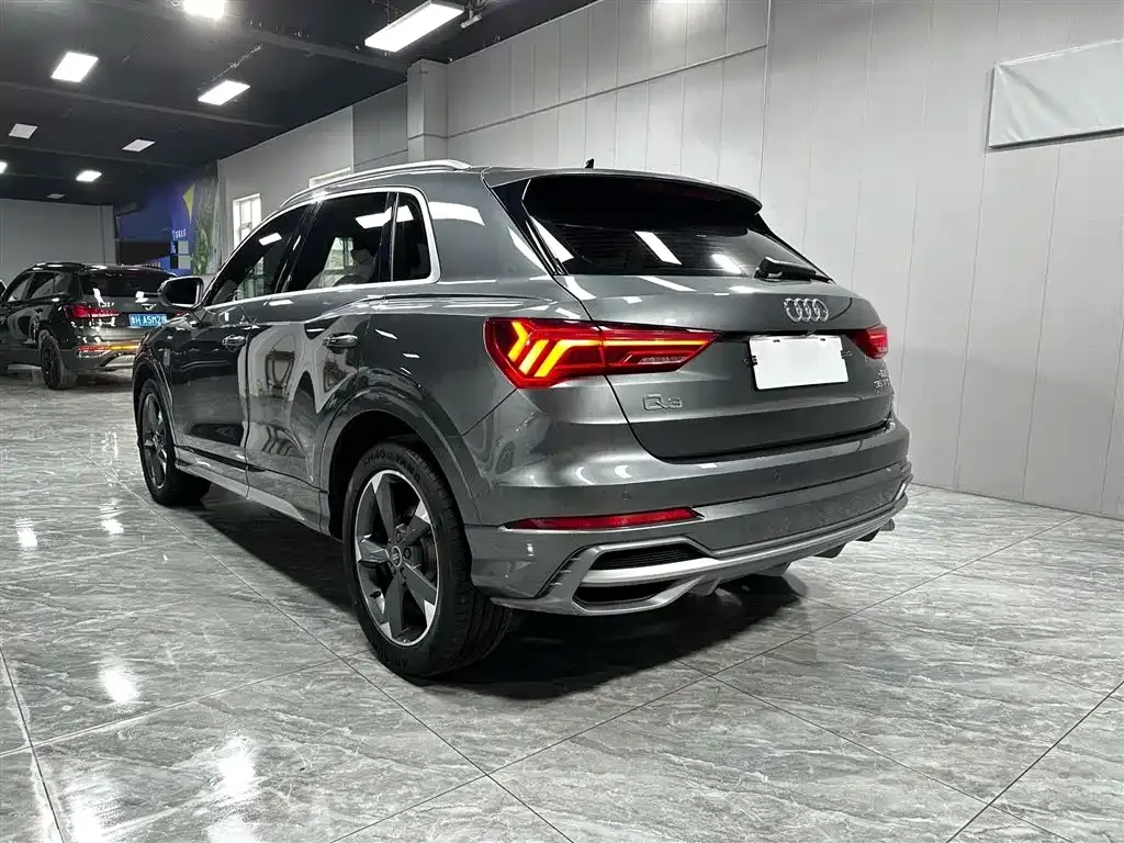 Audi Q3 — фото 2