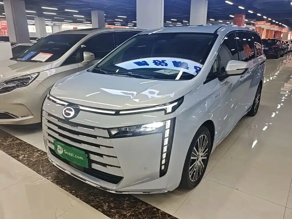 GAC Motor 传祺E8 PHEV — фото 10