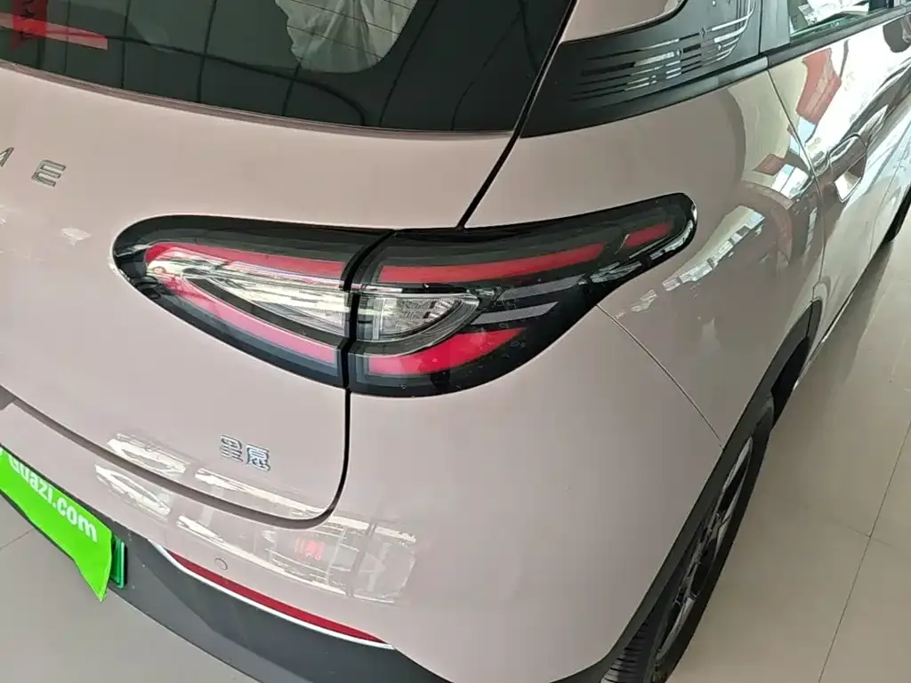 Geely Starburst — фото 10