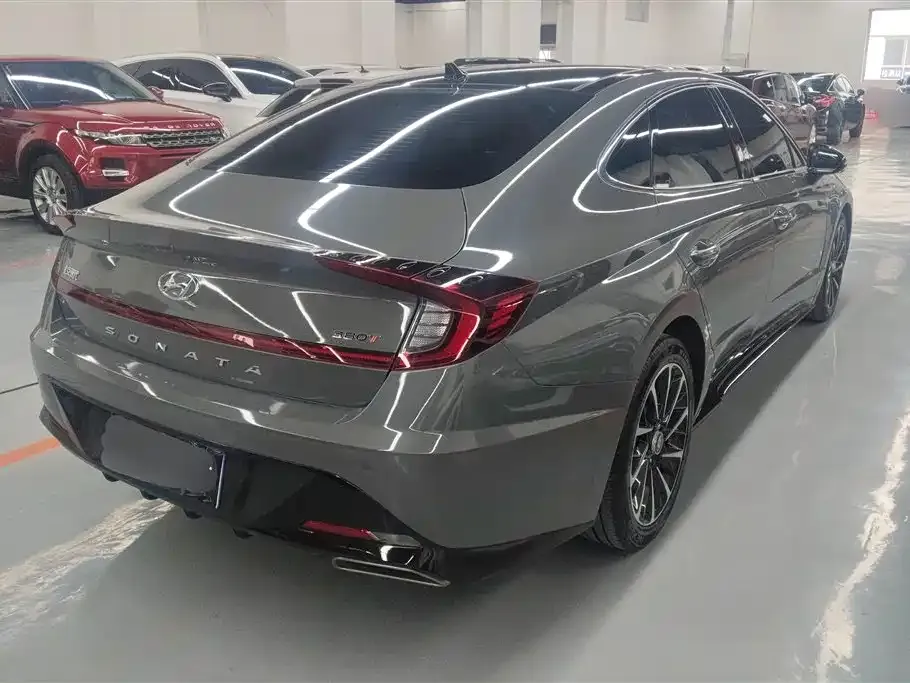 Hyundai Sonata — фото 10