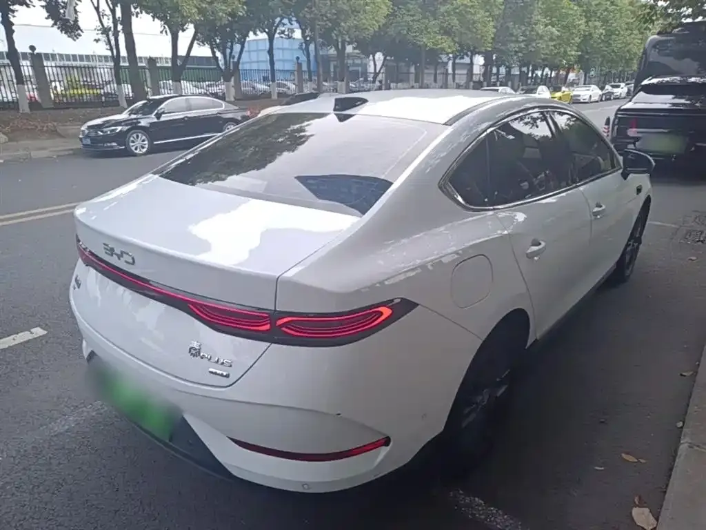 BYD Qin PLUS — фото 8