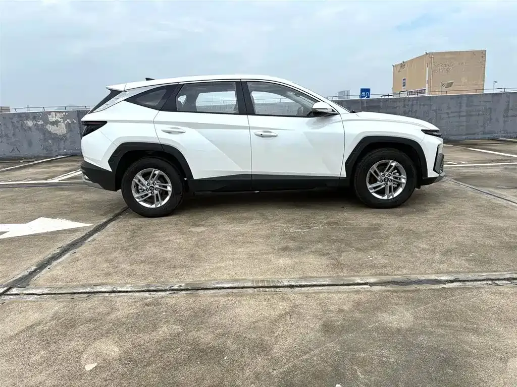 Hyundai Tucson — фото 6