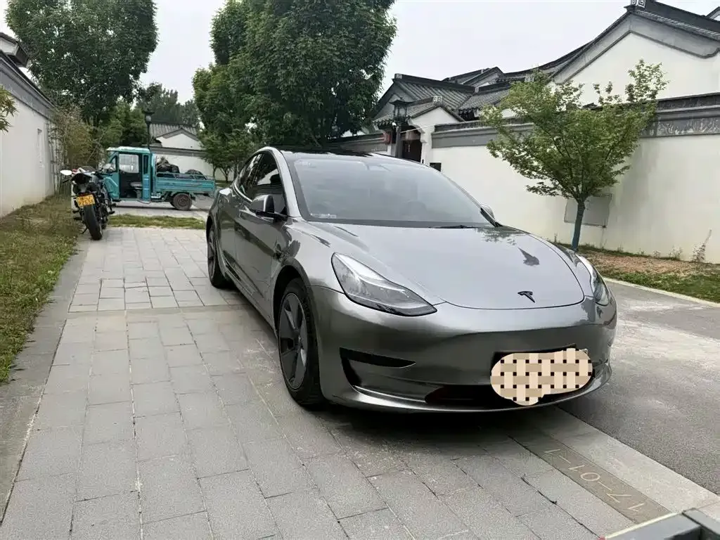 Tesla Model 3 — фото 9