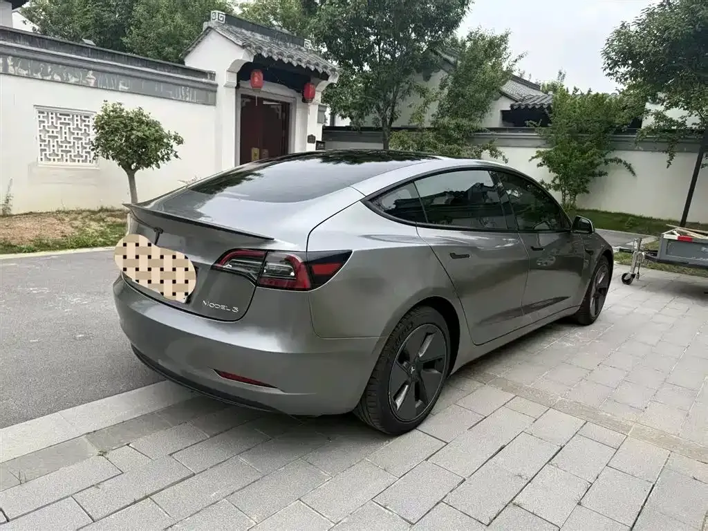 Tesla Model 3 — фото 7