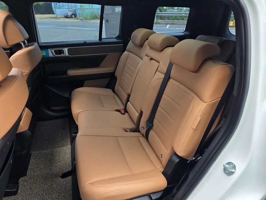 Hyundai Santafe — фото 2