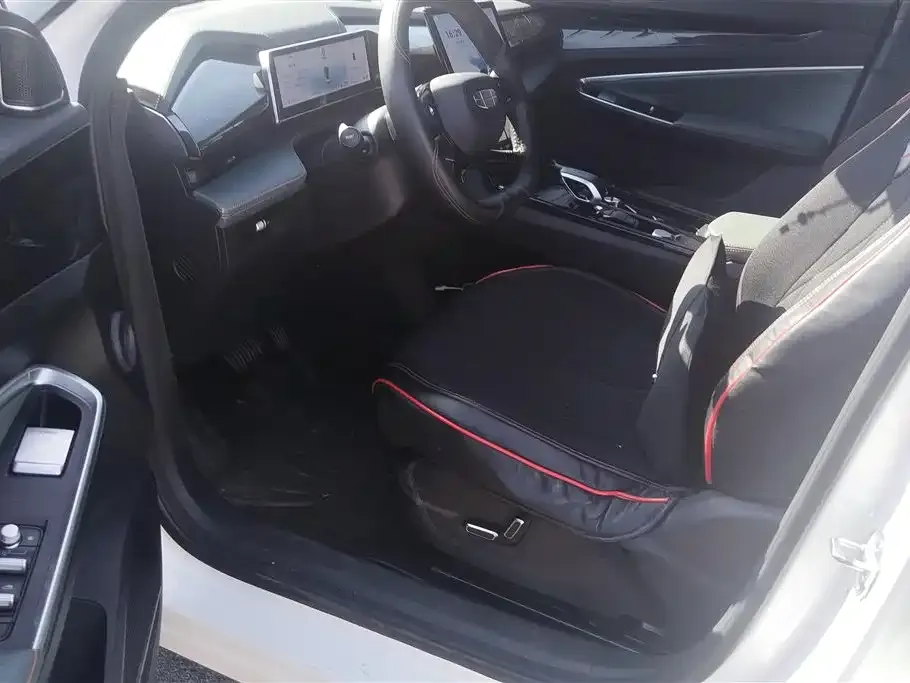 Geely Boyue 2025 из CN, фото 8
