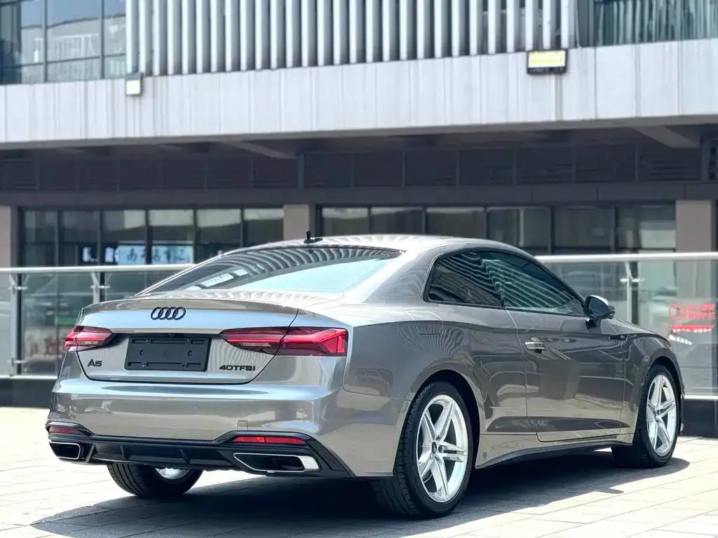 Audi A5 (Import) — фото 2
