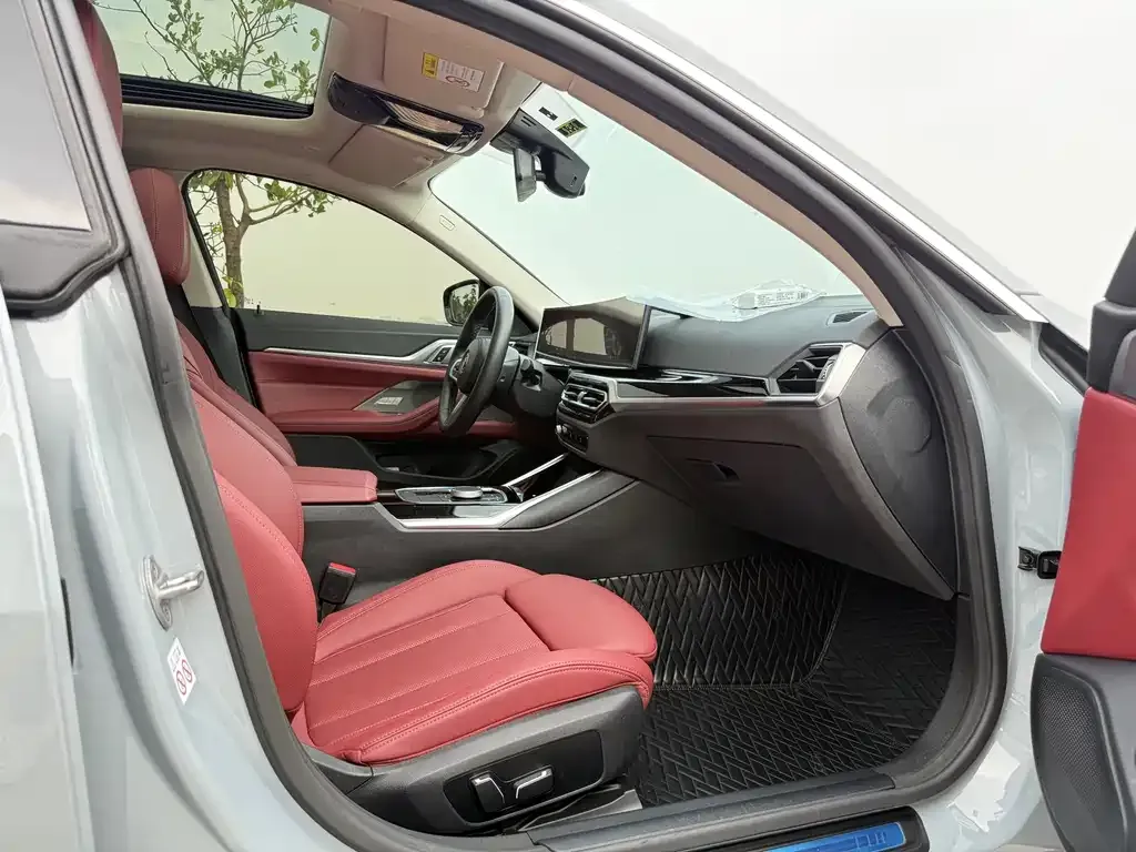 BMW i4 2023 из CN, фото 10