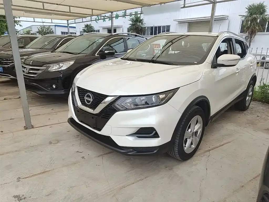 Nissan Qashqai — фото 5