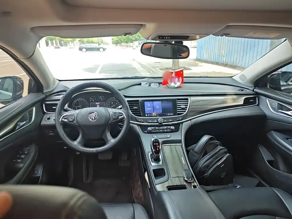 Buick LaCrosse 2022 из CN, фото 2