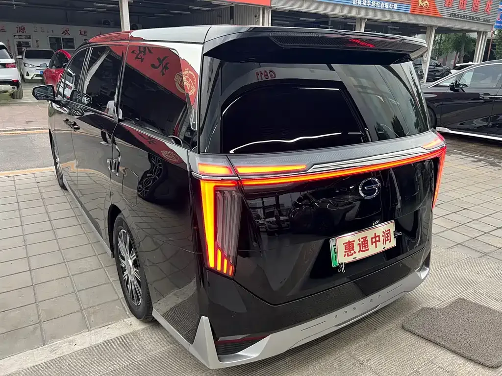 GAC Motor Trumpchi M8 — фото 8