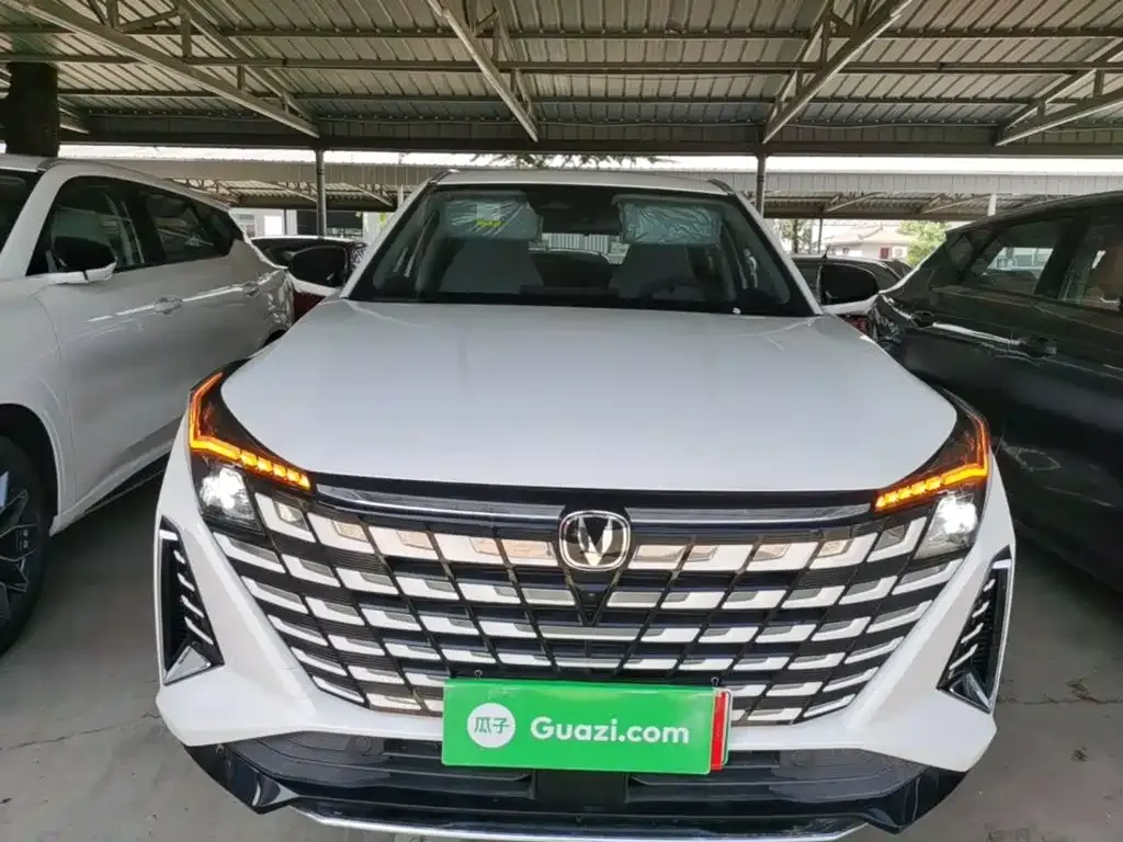 Changan UNI-Z New Energy 2026 из CN, фото 3