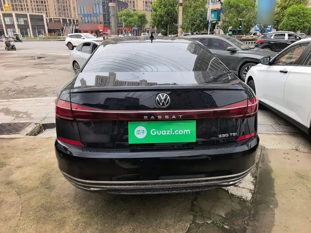 Volkswagen Passat — фото 6
