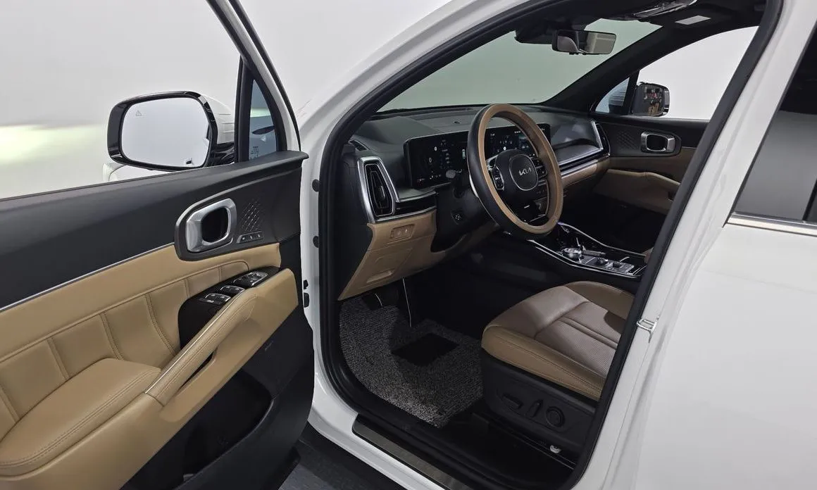 Kia Sorento — фото 8