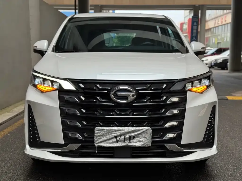GAC Motor Trumpchi M6 — фото 10