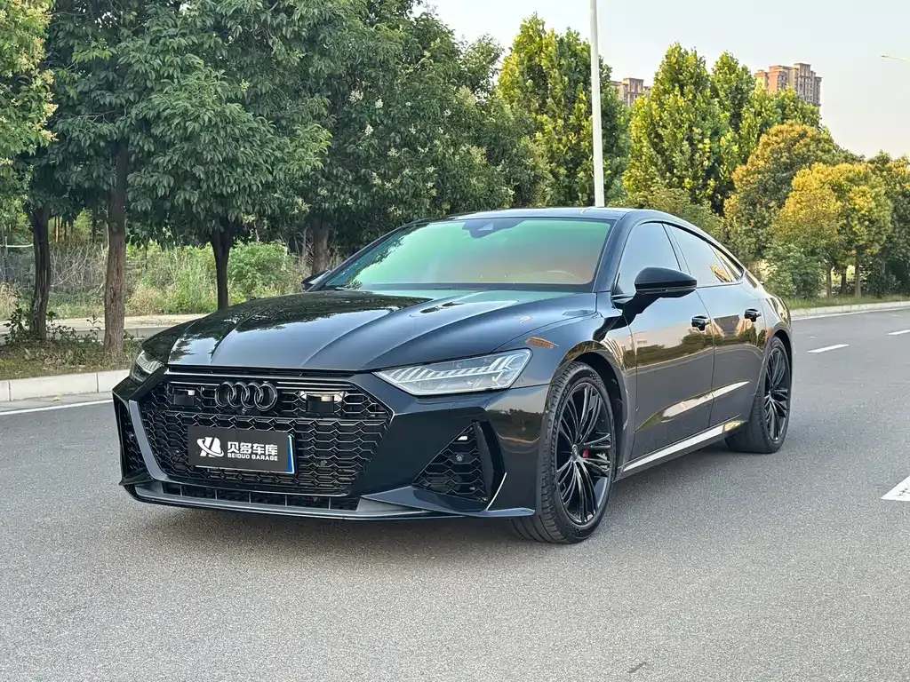 Audi A7 — фото 1