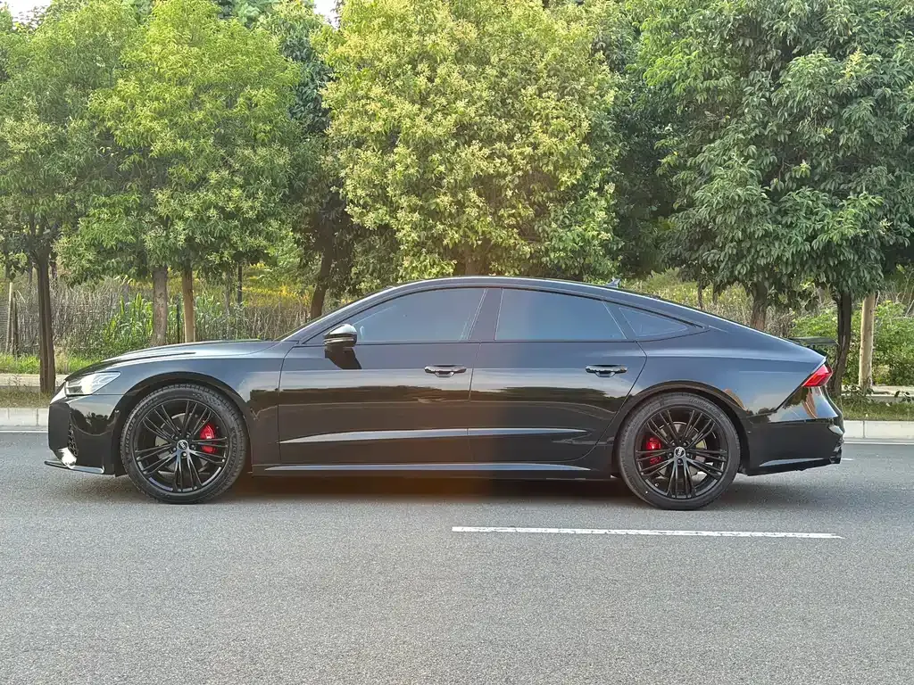 Audi A7 — фото 5