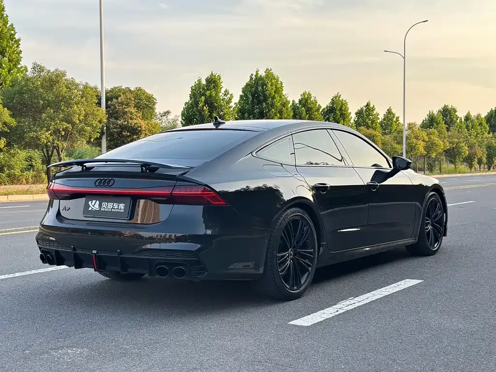 Audi A7 — фото 6