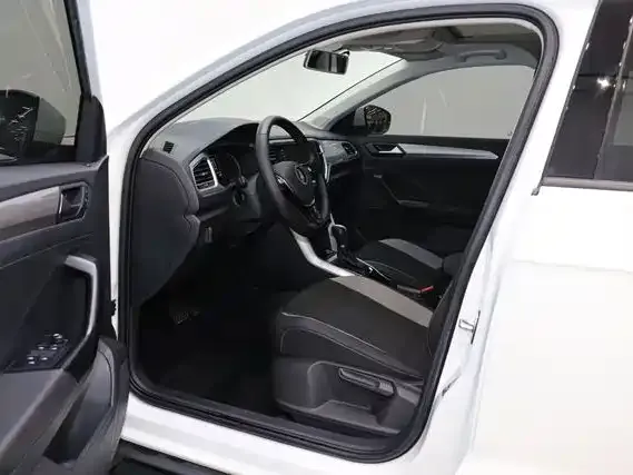 Volkswagen T-Roc 2021 из CN, фото 5