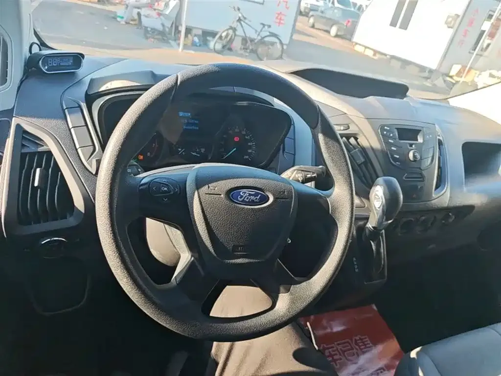 Ford Transit 2021 из CN, фото 8