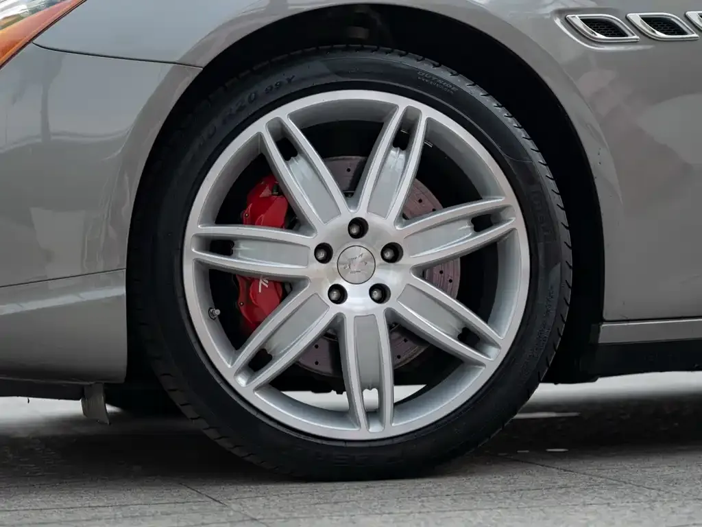 Maserati Quattroporte 2026 из CN, фото 4