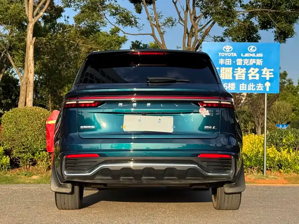 Geely Xingyue L — фото 9
