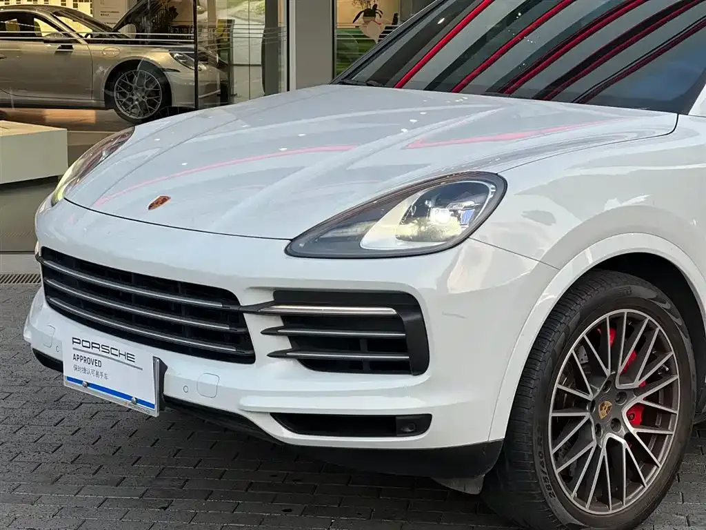 Porsche Cayenne — фото 3