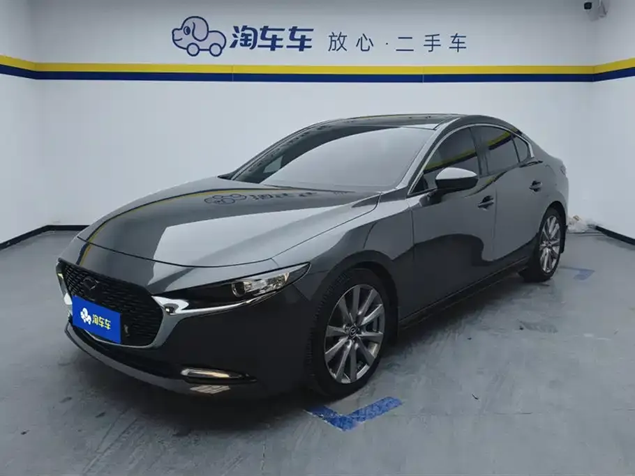 Mazda 3 Axela — фото 1