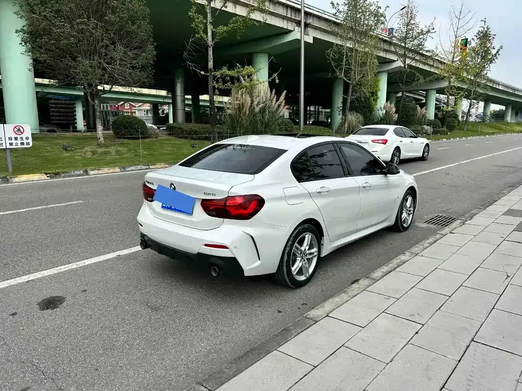 BMW 1 Series — фото 6