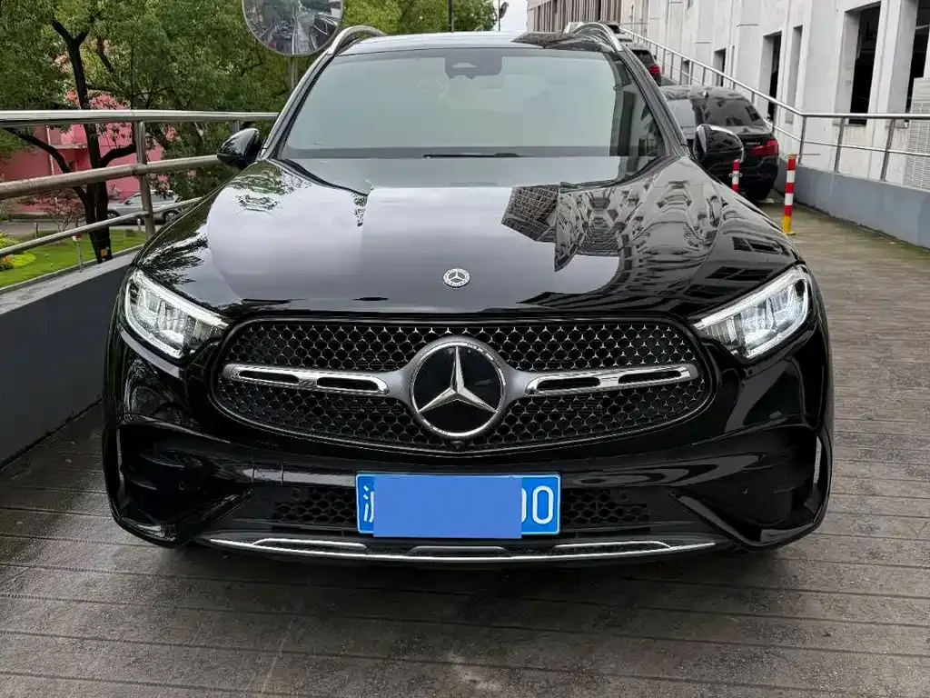 Mercedes-Benz GLC — фото 1