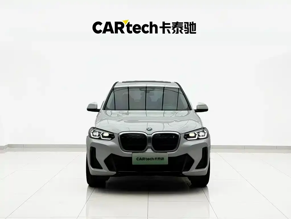 BMW iX3 — фото 2