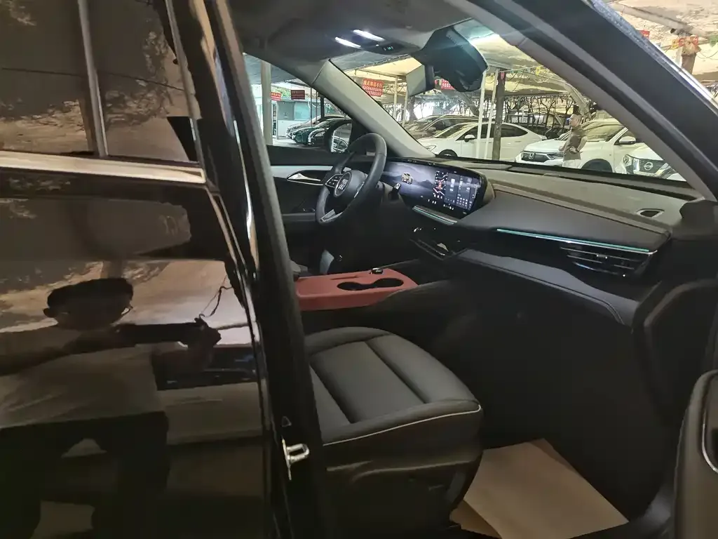 Buick Envision Plus — фото 3