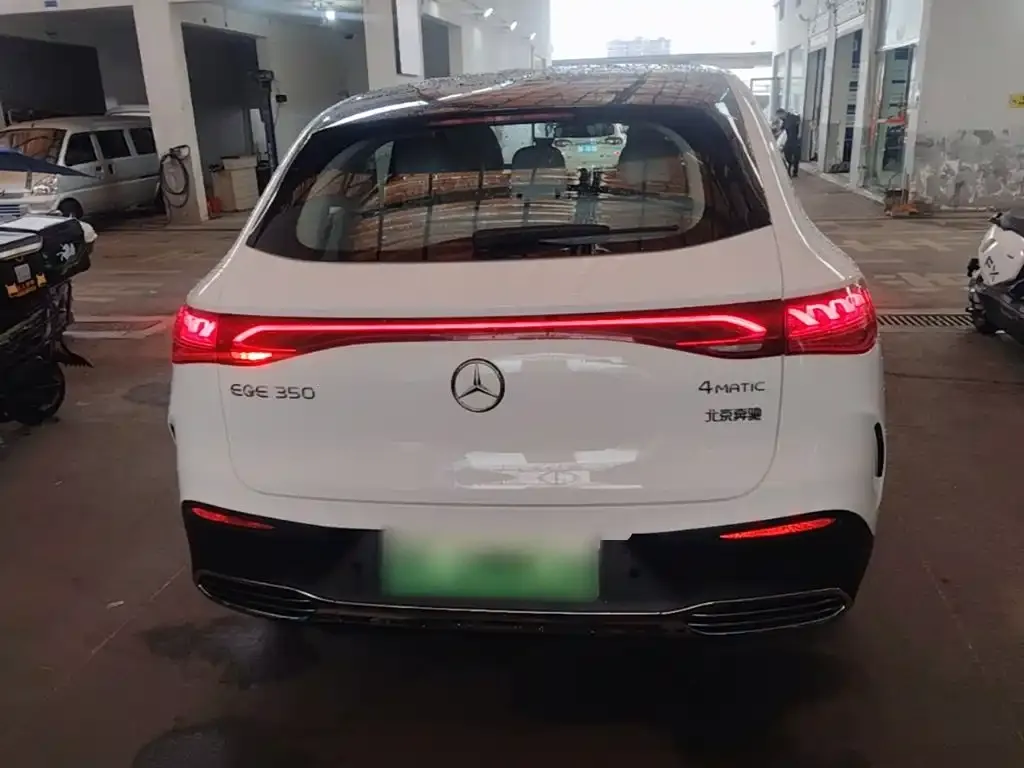 Mercedes-Benz EQE SUV 2024 из CN, фото 2