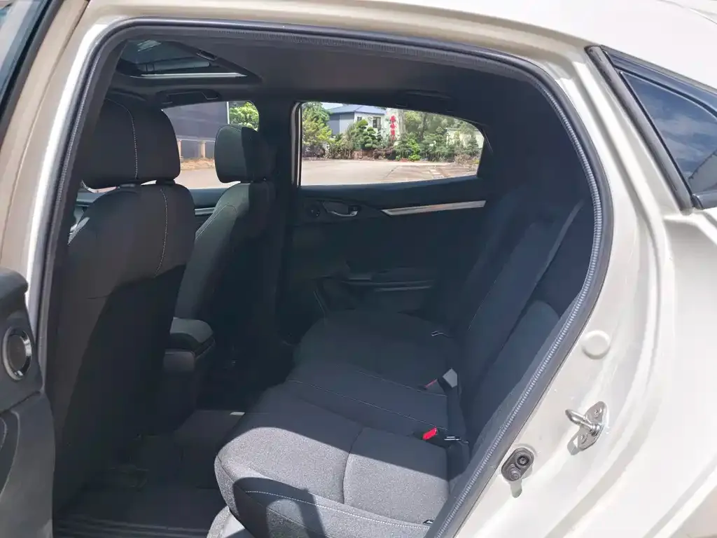 Honda Civic — фото 2