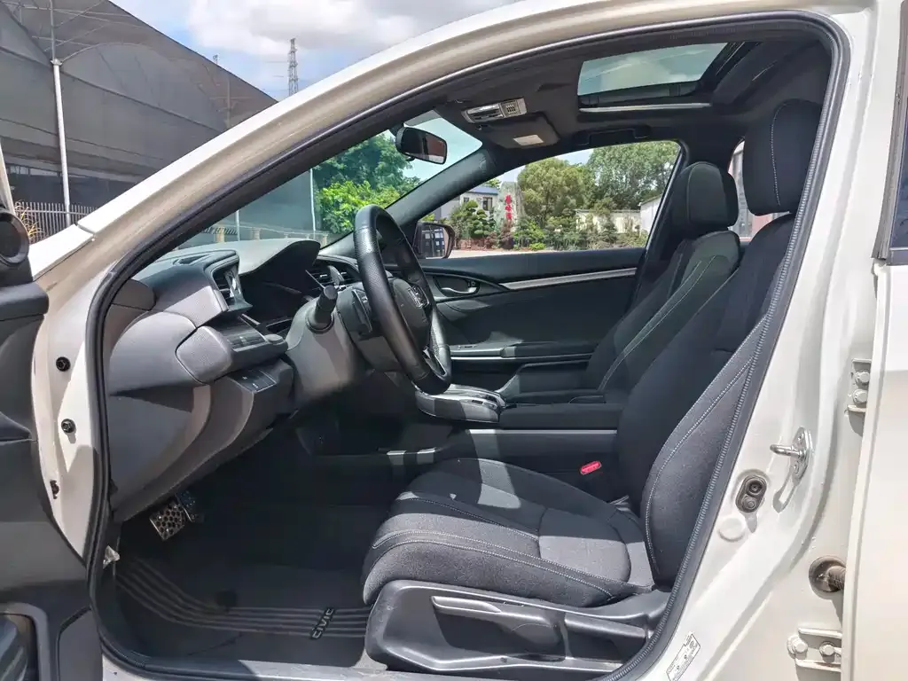 Honda Civic — фото 4
