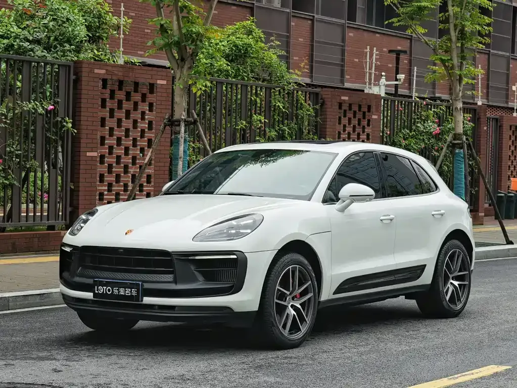 Porsche Macan — фото 1