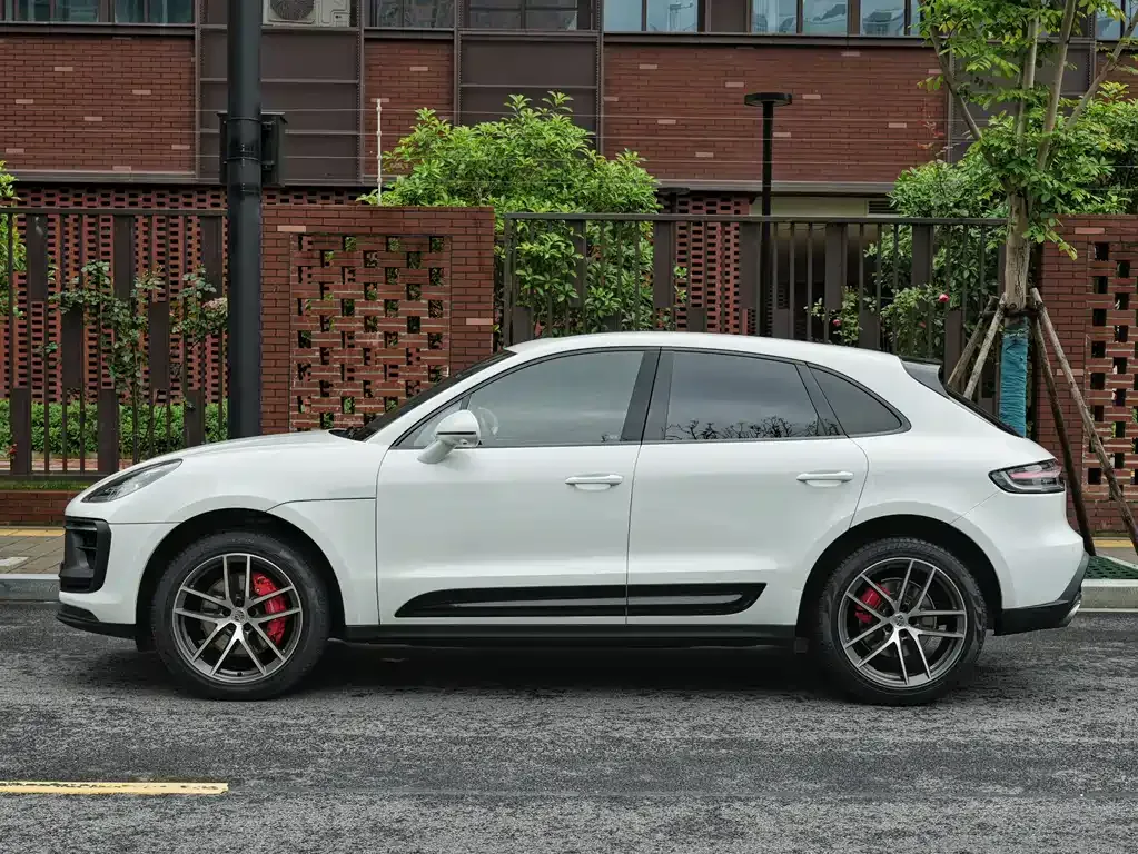 Porsche Macan — фото 10