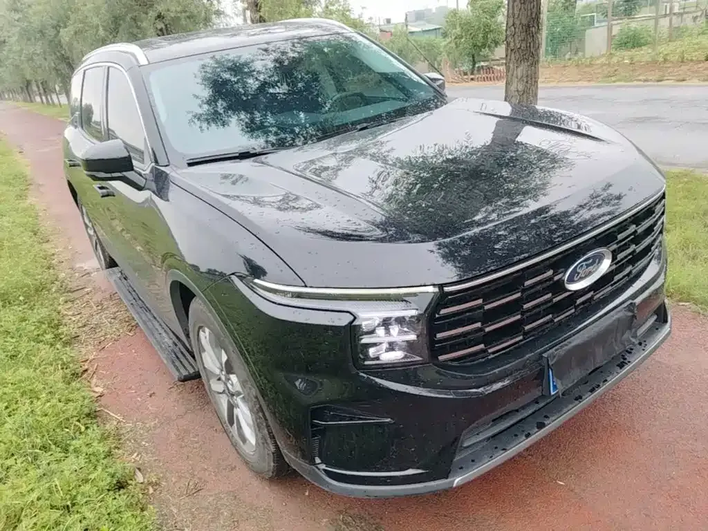 Ford Edge — фото 7