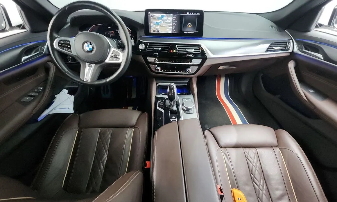 BMW 5-Series 2023 из KR, фото 9