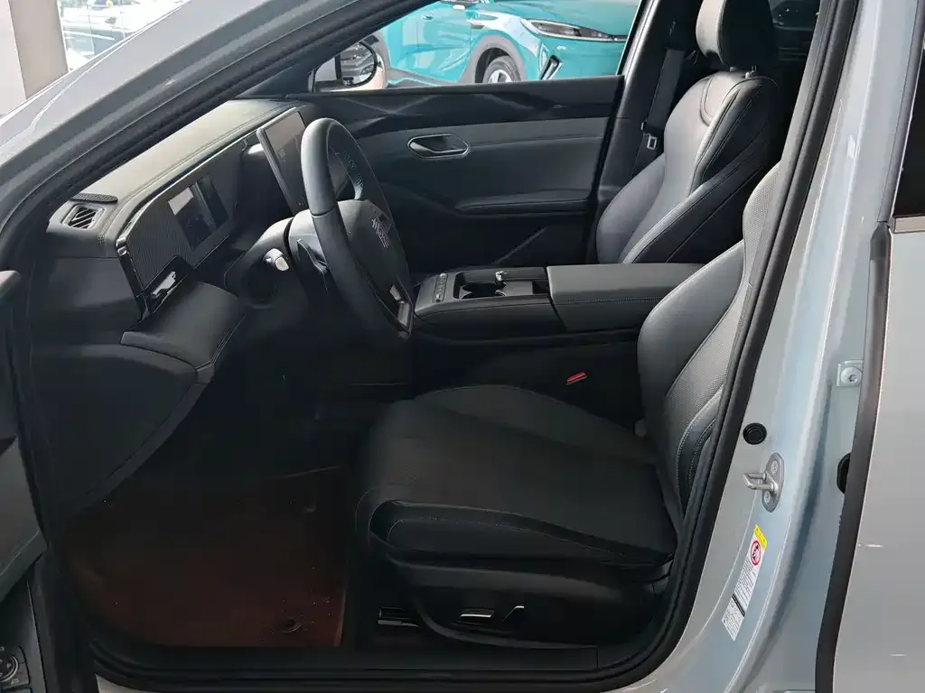 BYD Qin L 2025 из CN, фото 7