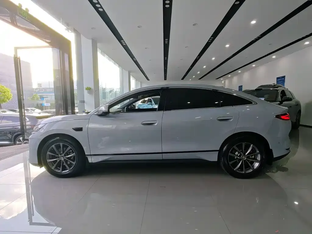 BYD Qin L 2025 из CN, фото 5