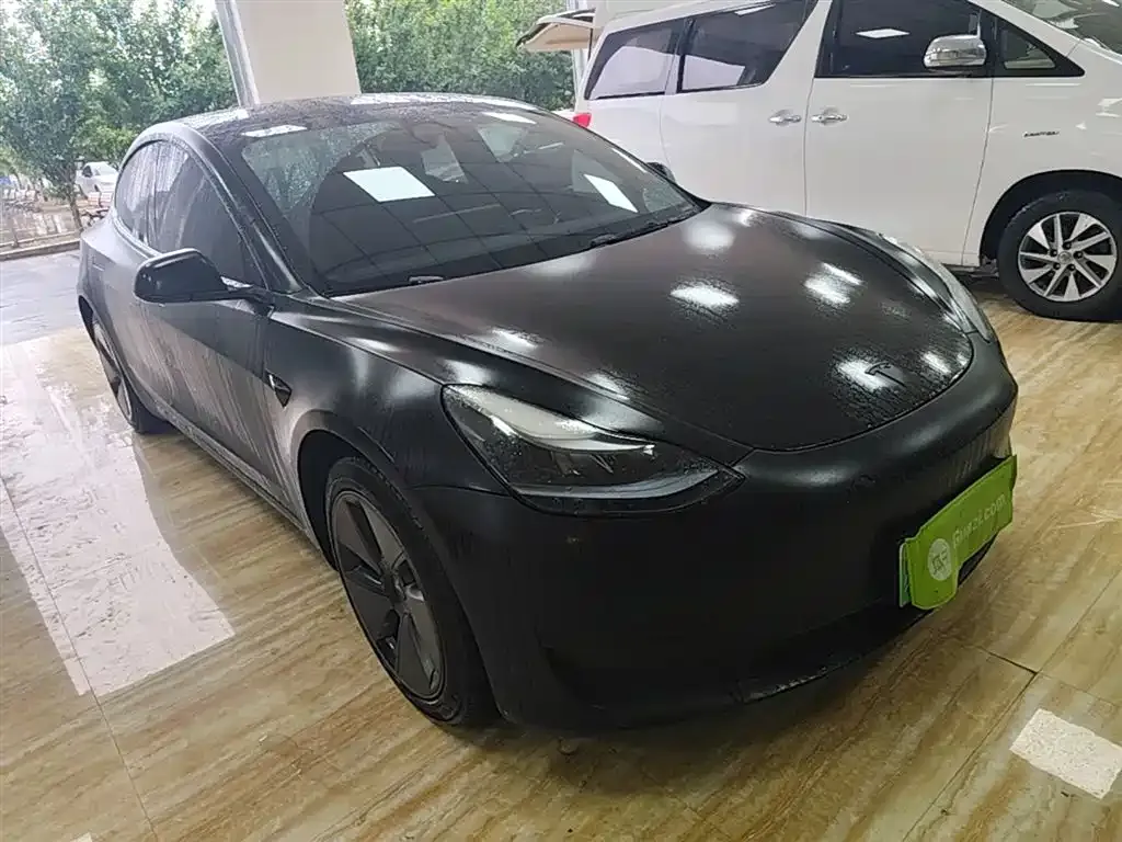Tesla Model 3 — фото 6
