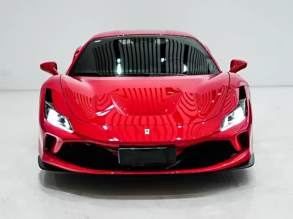 Ferrari F8 — фото 5