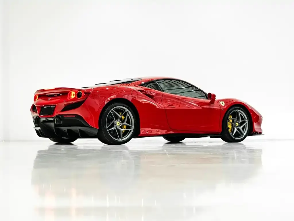 Ferrari F8 — фото 4