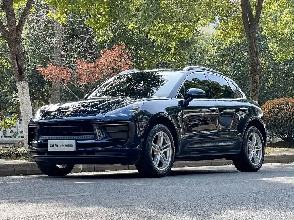 Porsche Macan — фото 1