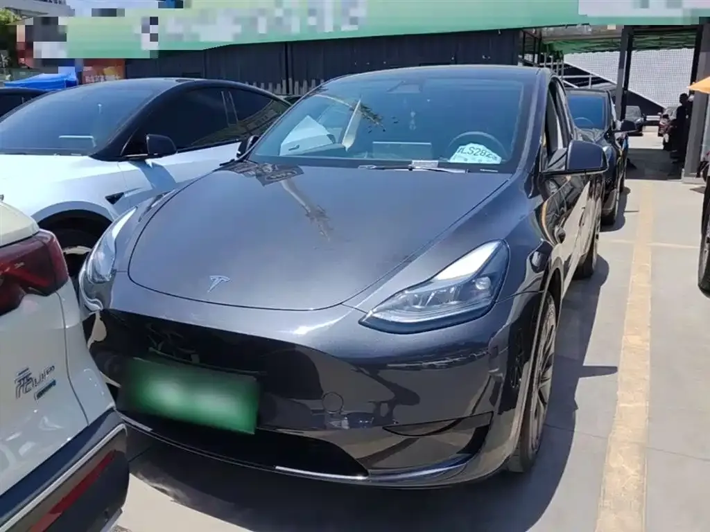 Tesla Model Y — фото 4