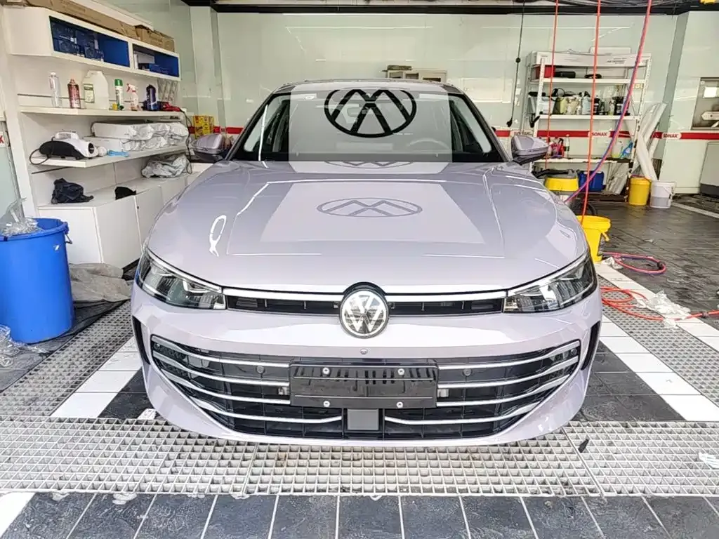 Volkswagen Passat — фото 6