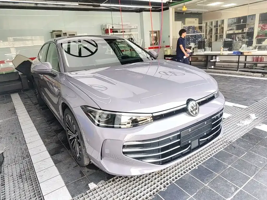 Volkswagen Passat — фото 7